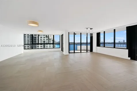 520 Brickell Key Drive Miami FL 33131