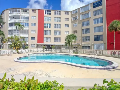 1475 NE 125th Terrace North Miami FL 33161