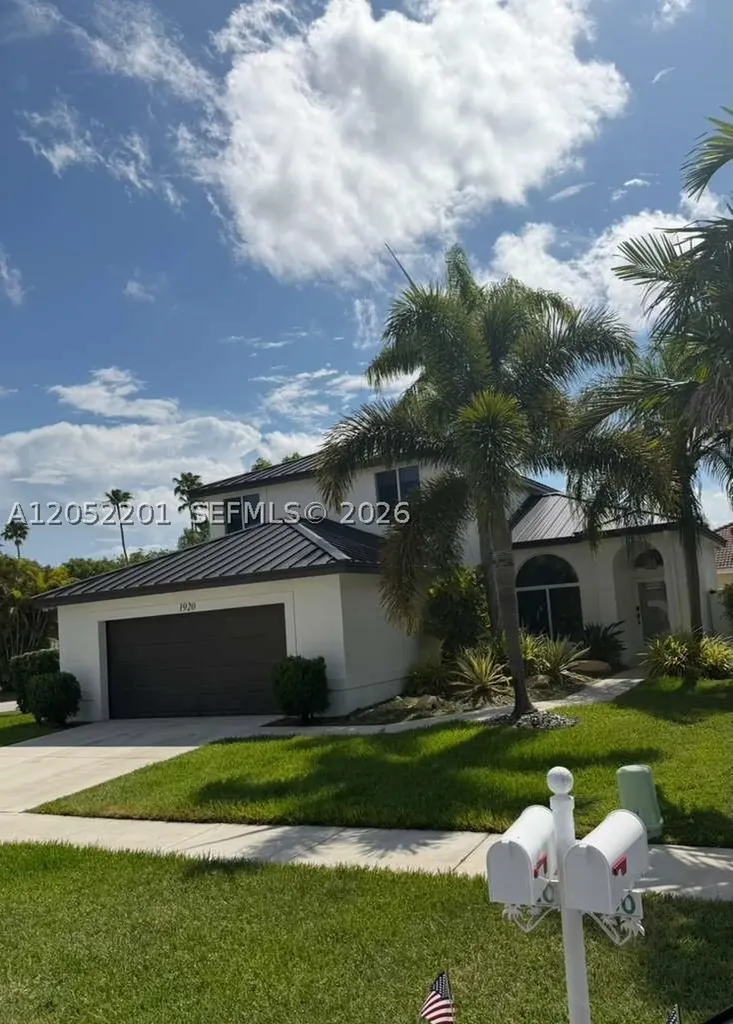 1920 NW 182nd Terrace Pembroke Pines FL 33029