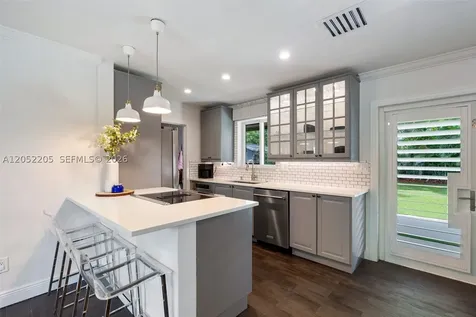 9851 SW 85th Terrace Miami FL 33173
