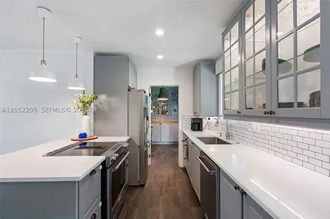 9851 SW 85th Terrace Miami FL 33173