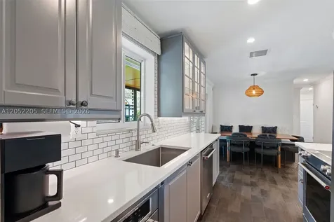 9851 SW 85th Terrace Miami FL 33173