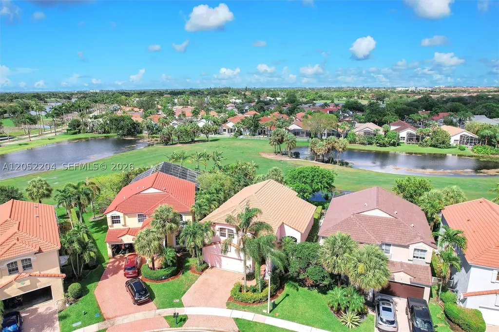 1637 SW 156th Avenue Pembroke Pines FL 33027