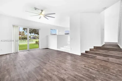 1637 SW 156th Avenue Pembroke Pines FL 33027