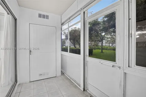 Pembroke Pines FL 33027
