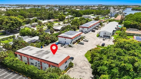 609 NE 6th Court Boynton Beach FL 33435
