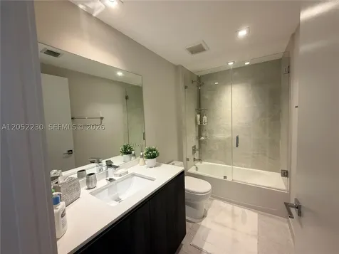 488 NE 18th Street Miami FL 33132