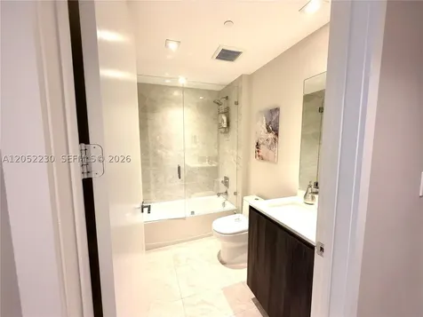 488 NE 18th Street Miami FL 33132