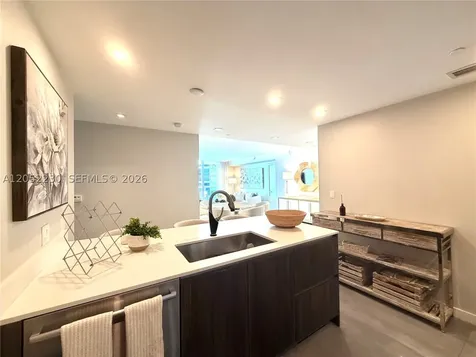 488 NE 18th Street Miami FL 33132