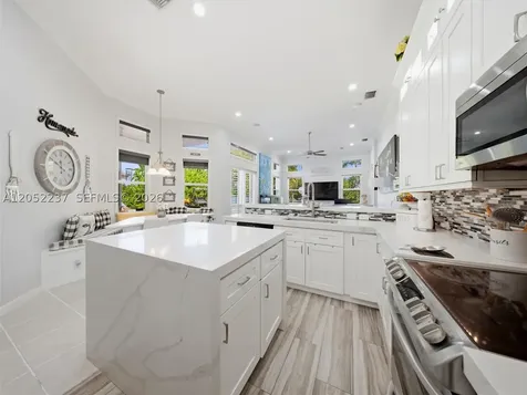 12307 NW 49th Street Coral Springs FL 33076