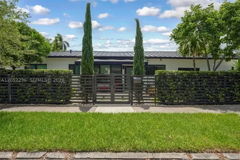 2484 SW 25th Street Miami FL 33133
