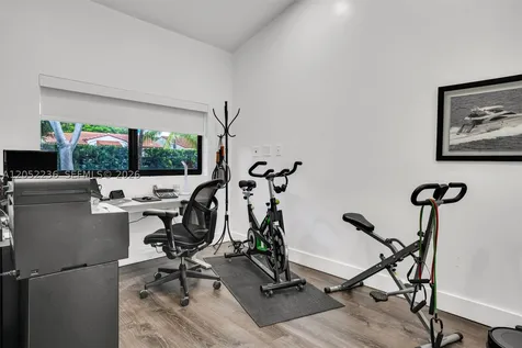 2484 SW 25th Street Miami FL 33133