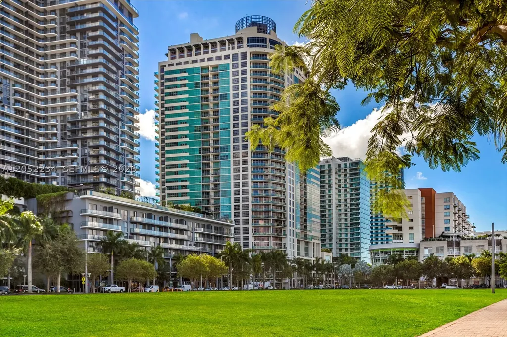 3301 NE 1st Avenue Miami FL 33137