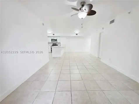 2620 S University Drive Davie FL 33328