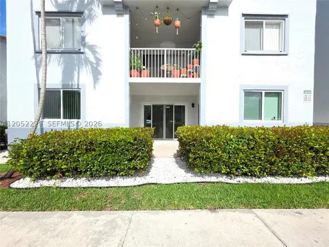 2620 S University Drive Davie FL 33328