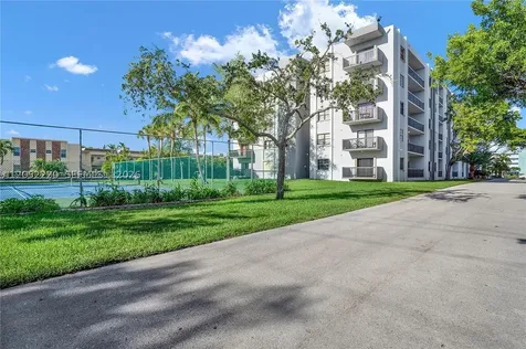 1301 NE 7th Hallandale Beach FL 33009