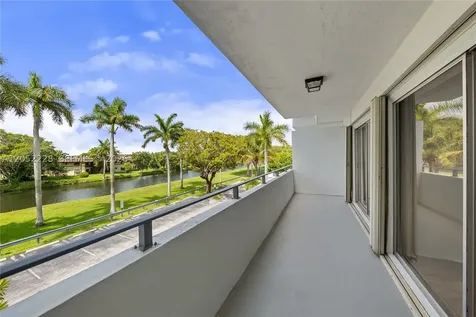 7900 Camino Creek Miami FL 33143