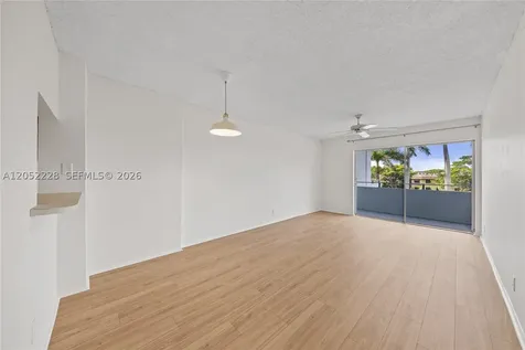 7900 Camino Creek Miami FL 33143