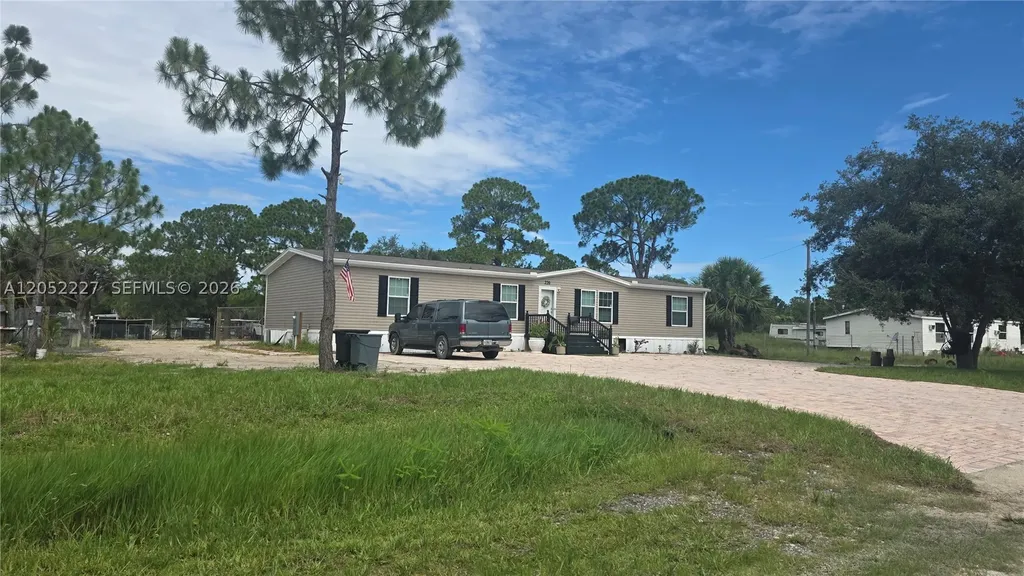 220 S Kennel Street Clewiston FL 33440