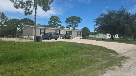 220 S Kennel Street Clewiston FL 33440