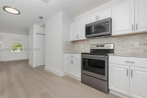 100 SW 58th Avenue Miami FL 33144