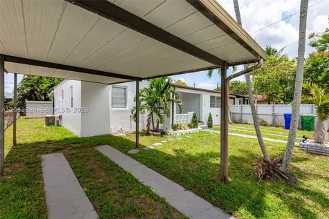 100 SW 58th Avenue Miami FL 33144