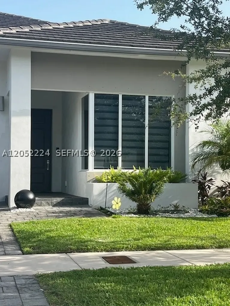 15226 SW 176th Lane Miami FL 33187