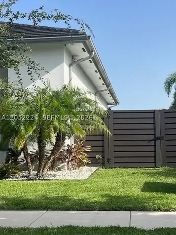 15226 SW 176th Lane Miami FL 33187