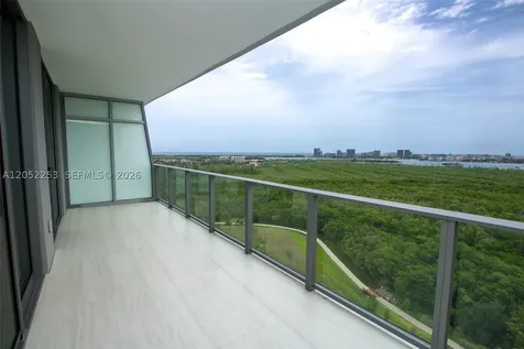 2411 Laguna Circle North Miami FL 33181
