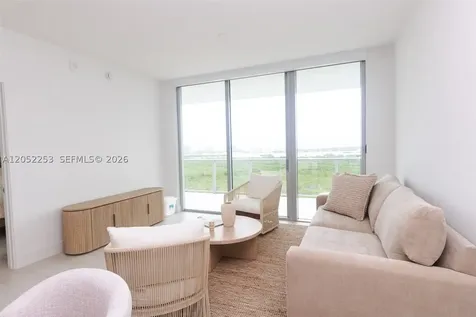 2411 Laguna Circle North Miami FL 33181