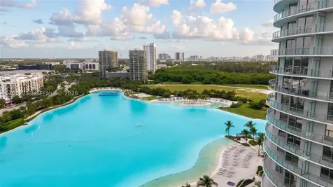 2411 Laguna Circle North Miami FL 33181