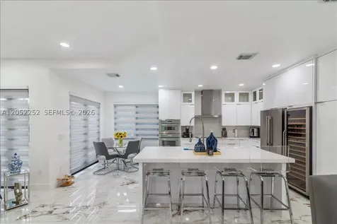 16234 SW 48th Terrace Miami FL 33185