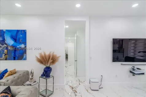 16234 SW 48th Terrace Miami FL 33185