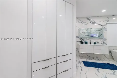 16234 SW 48th Terrace Miami FL 33185