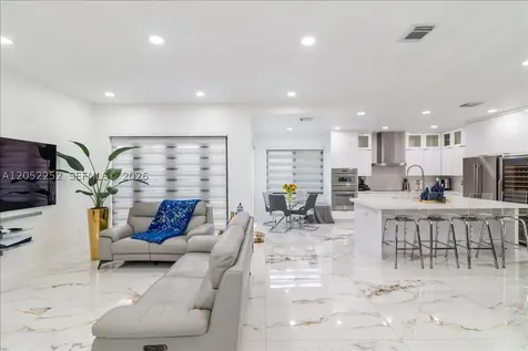 16234 SW 48th Terrace Miami FL 33185