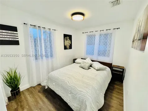 1520 SW 22nd Avenue Miami FL 33145