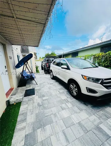 1520 SW 22nd Avenue Miami FL 33145