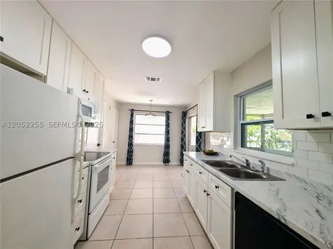 888 SW 62nd Avenue North Lauderdale FL 33068