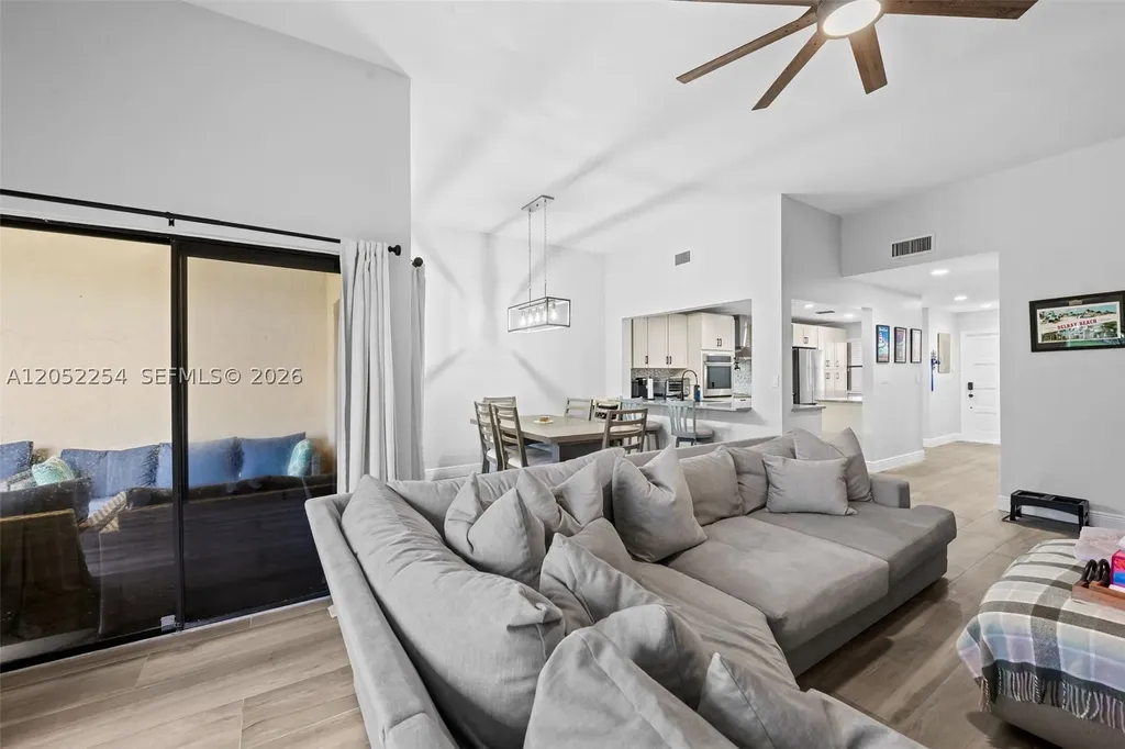 5285 Monterey Circle Delray Beach FL 33484