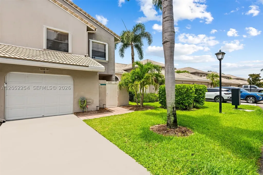 5285 Monterey Circle Delray Beach FL 33484