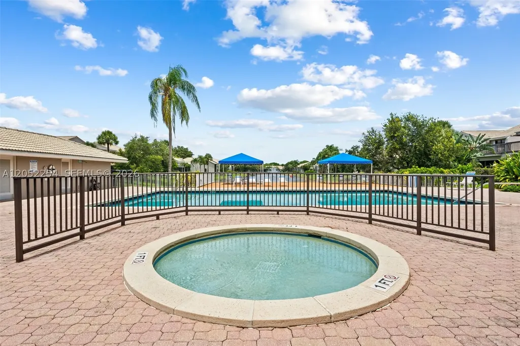 5285 Monterey Circle Delray Beach FL 33484