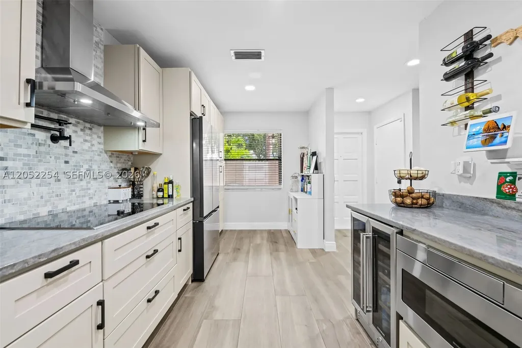 5285 Monterey Circle Delray Beach FL 33484