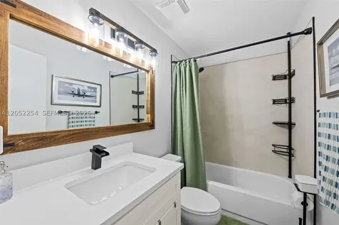 5285 Monterey Circle Delray Beach FL 33484
