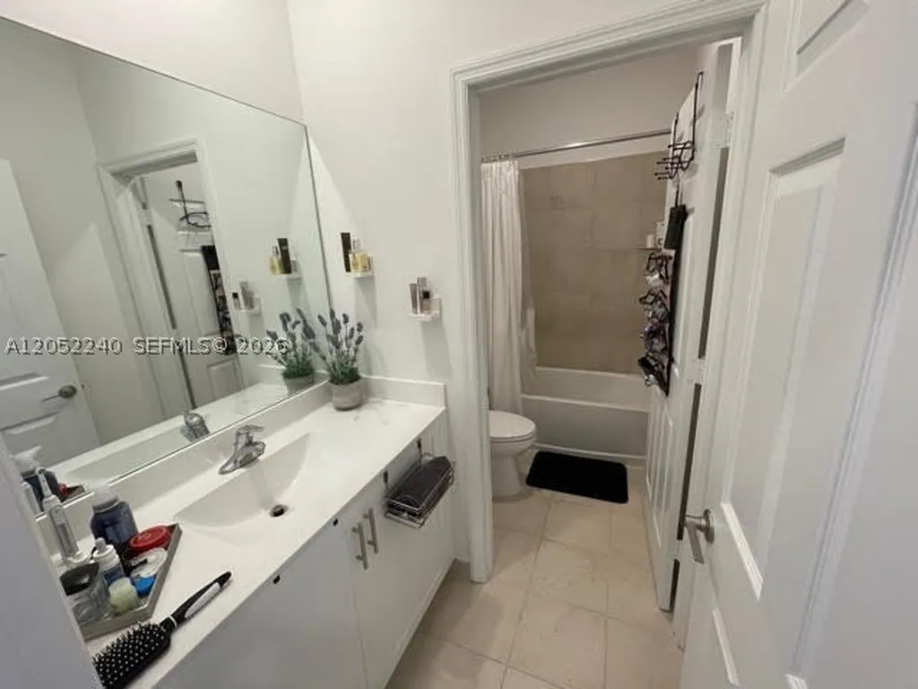 1524 SW 28th Street Fort Lauderdale FL 33315