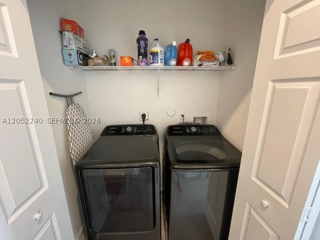 1524 SW 28th Street Fort Lauderdale FL 33315