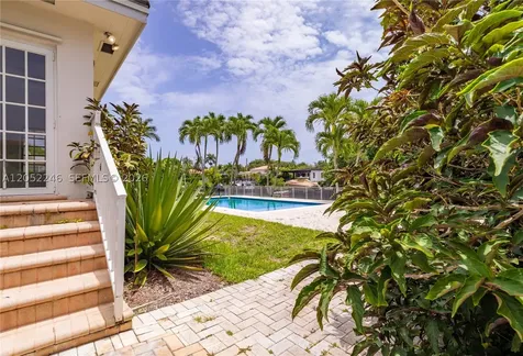 740 Jeronimo Drive Coral Gables FL 33146