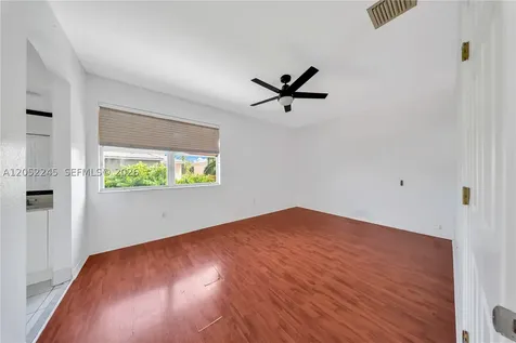 2019 SE 13th Street Homestead FL 33035