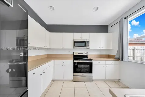 2019 SE 13th Street Homestead FL 33035