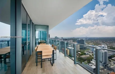 88 SW 7th Street Miami FL 33130