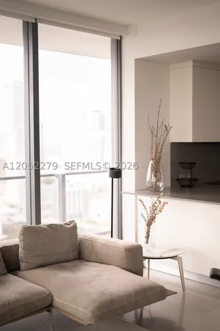 88 SW 7th Street Miami FL 33130